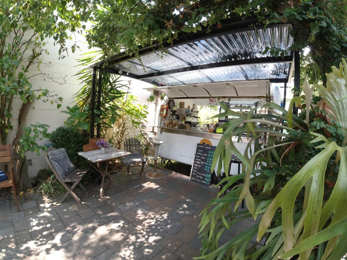 Oasis Accommodation 오포티키 외부 사진